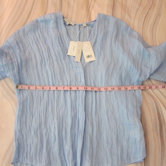 NEW! Vince Crinkled Satin Long Sleeve Double V-Neck Blouse Blue XS - Picture 10 of 16